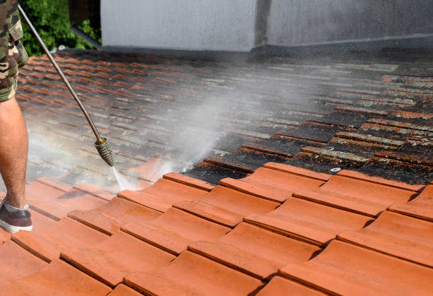 Best Garage Pressure Washing  in Pomeroy, WA
